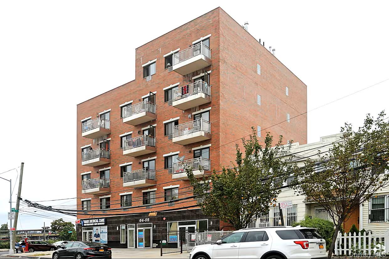 64-05 Woodside Avenue Unit 4E, Woodside NY 11377