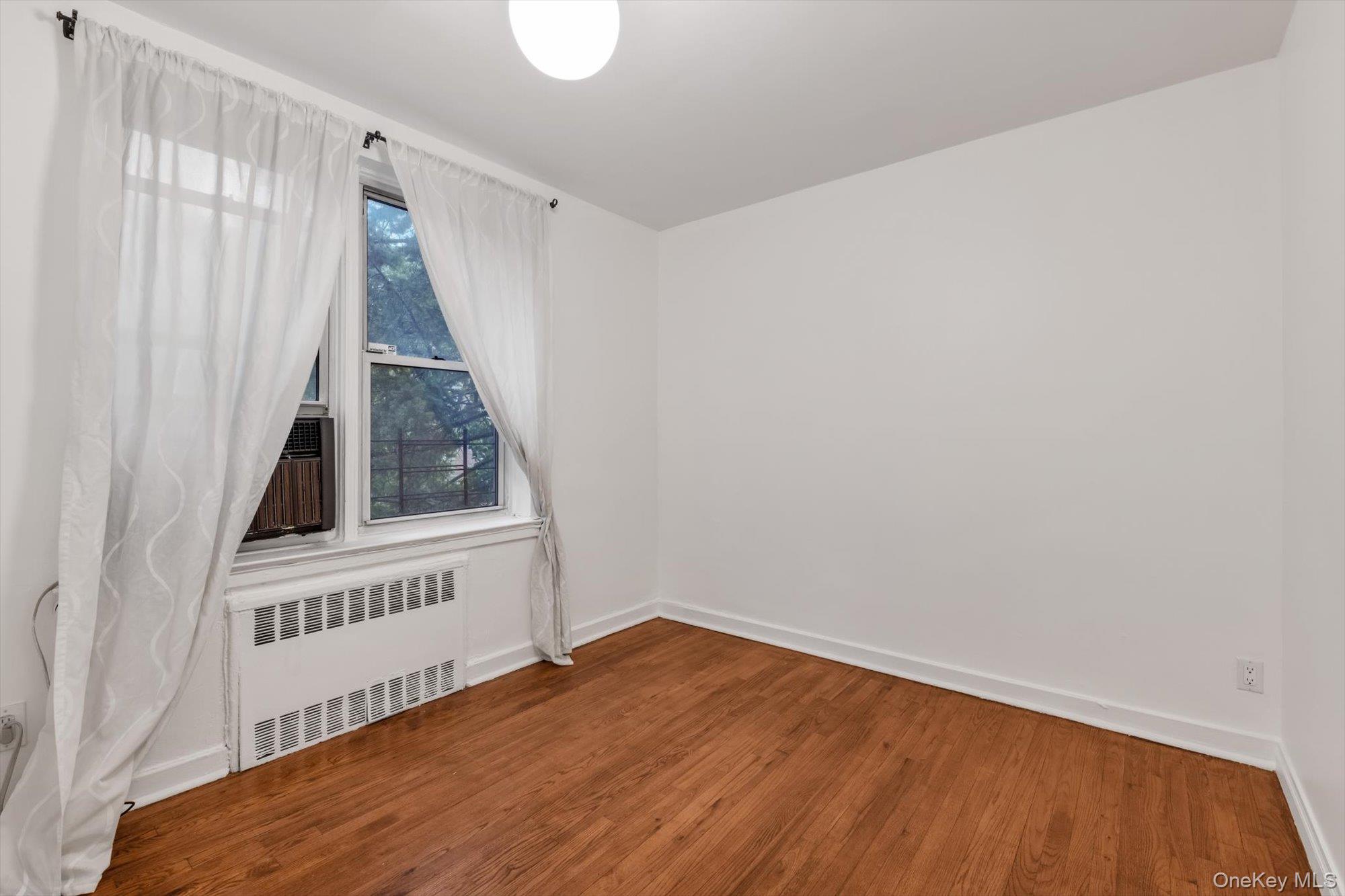 65-45 Yellowstone Boulevard Unit 2B, Forest Hills NY 11375
