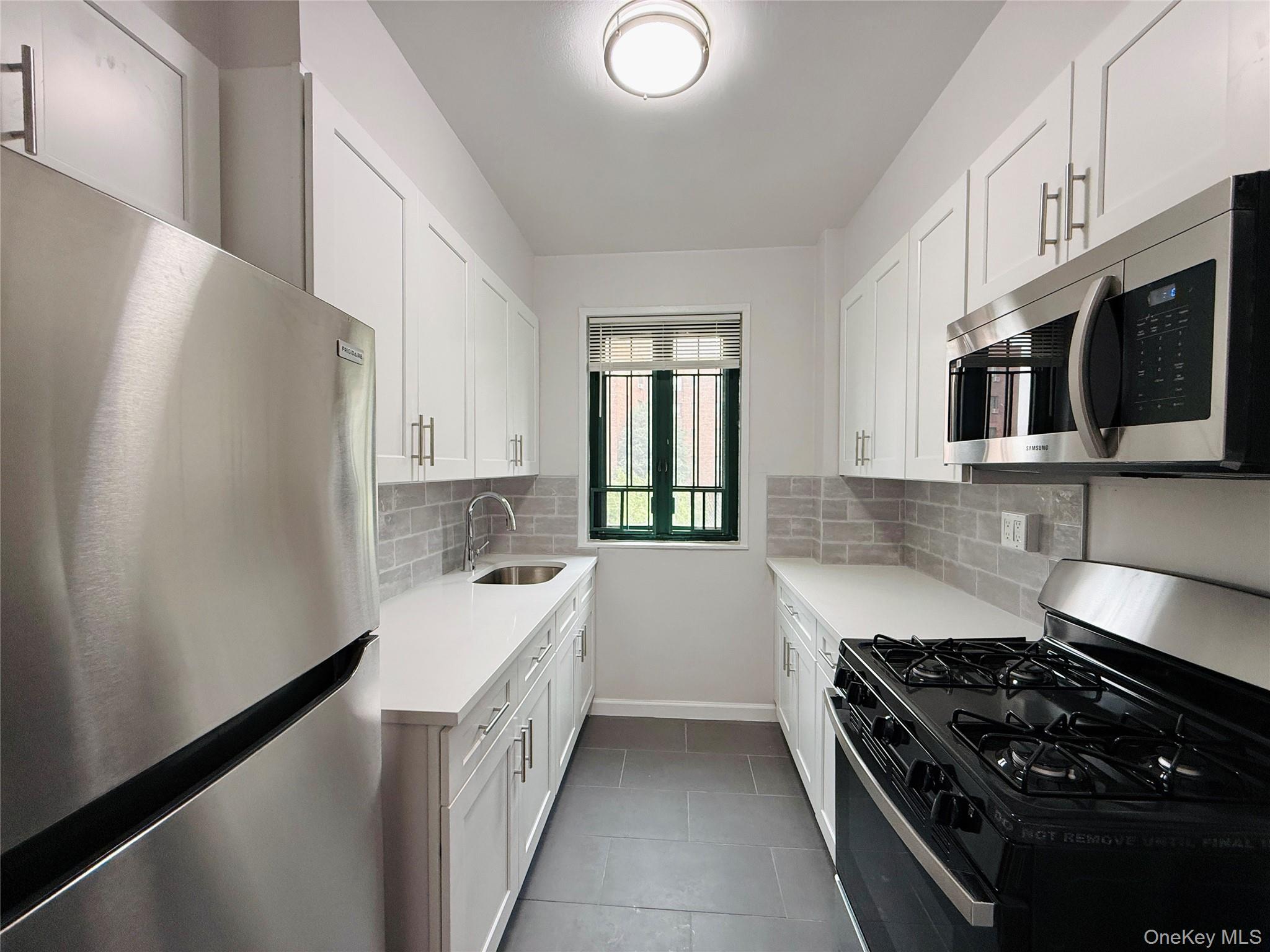 1705 Purdy Street Unit 3C, Bronx NY 10462