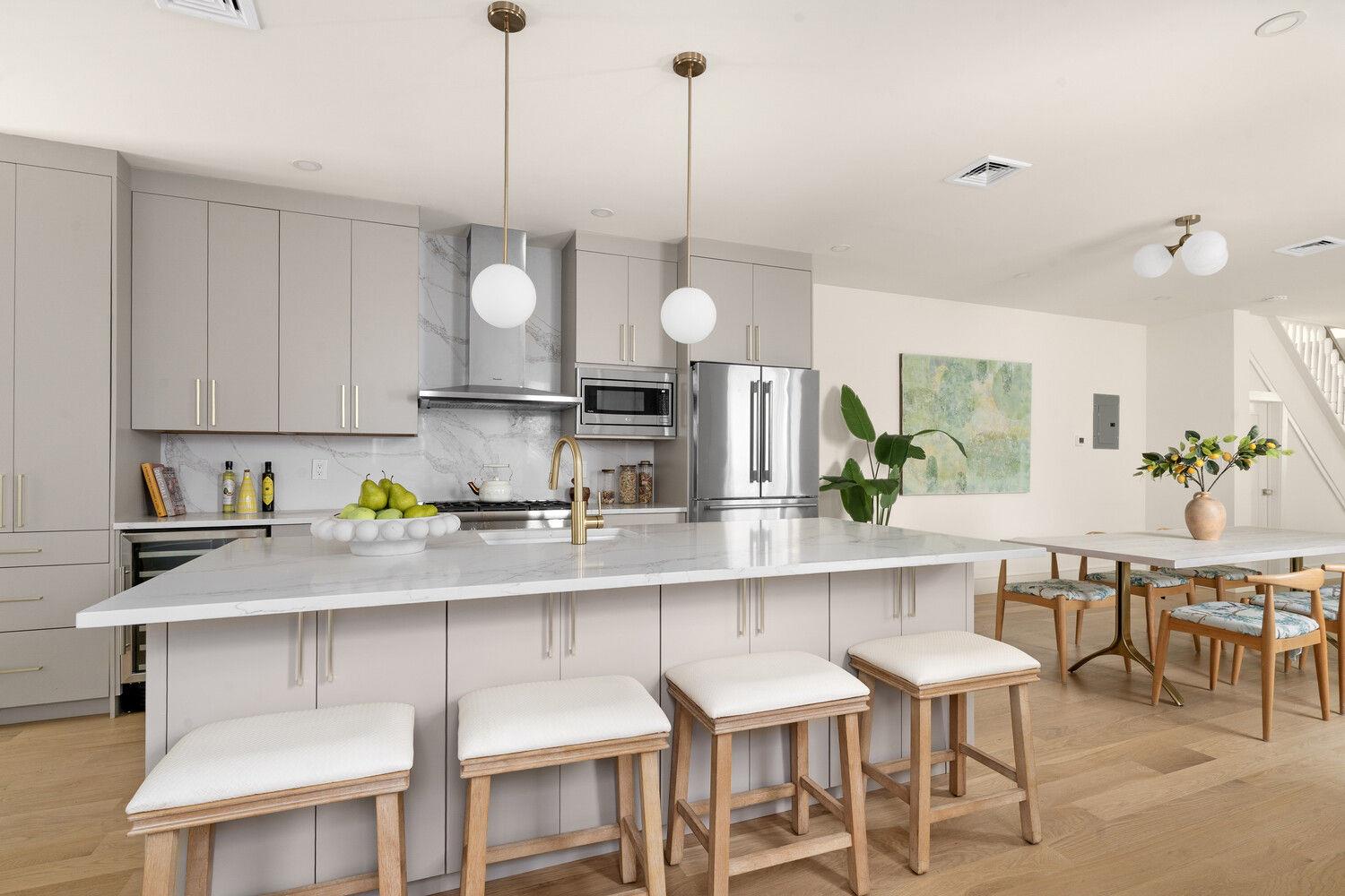 94 HAWTHORNE Street, Brooklyn NY 11225