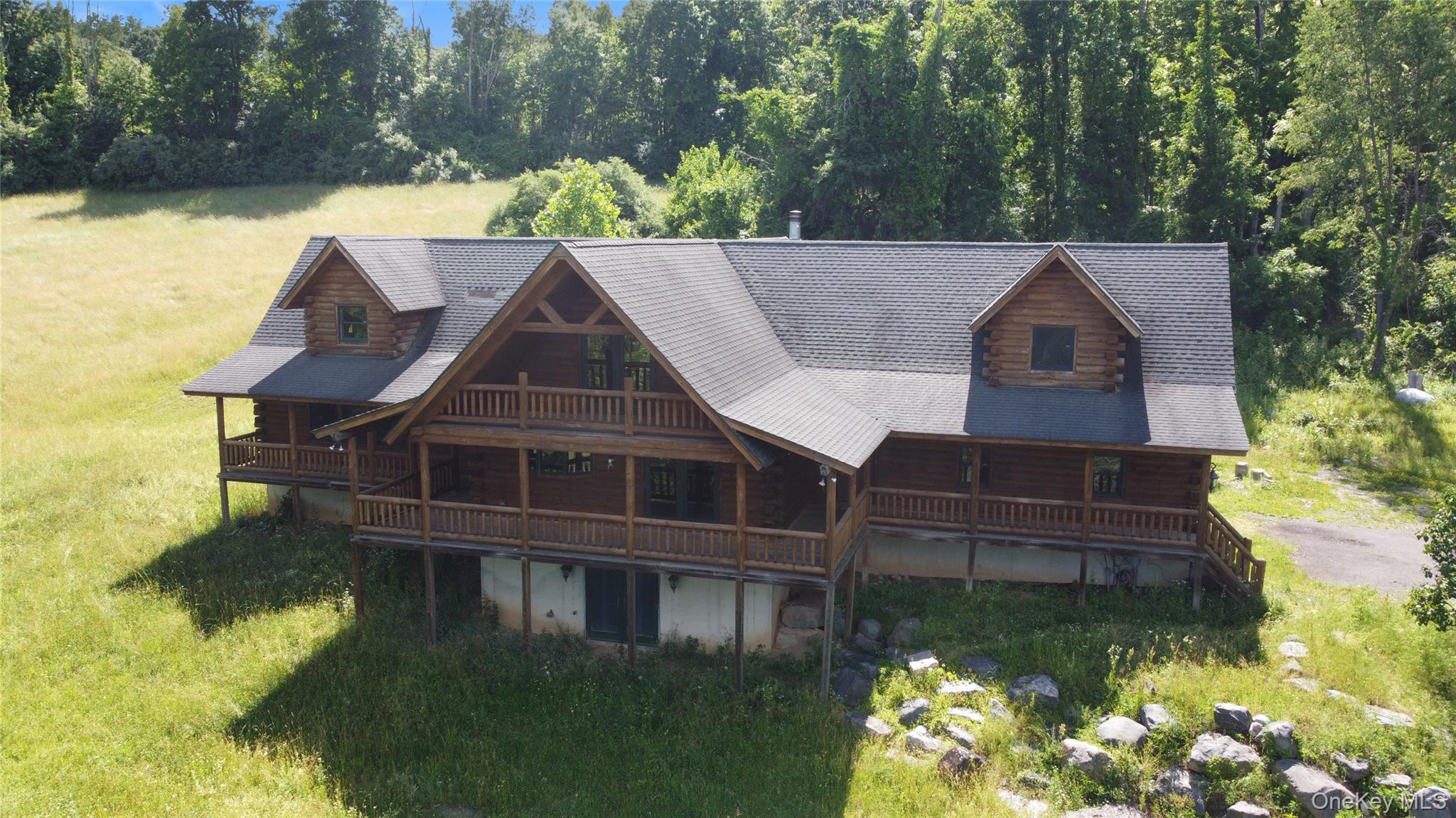 10 Eaglewood Vista Lane, Warwick NY 10990