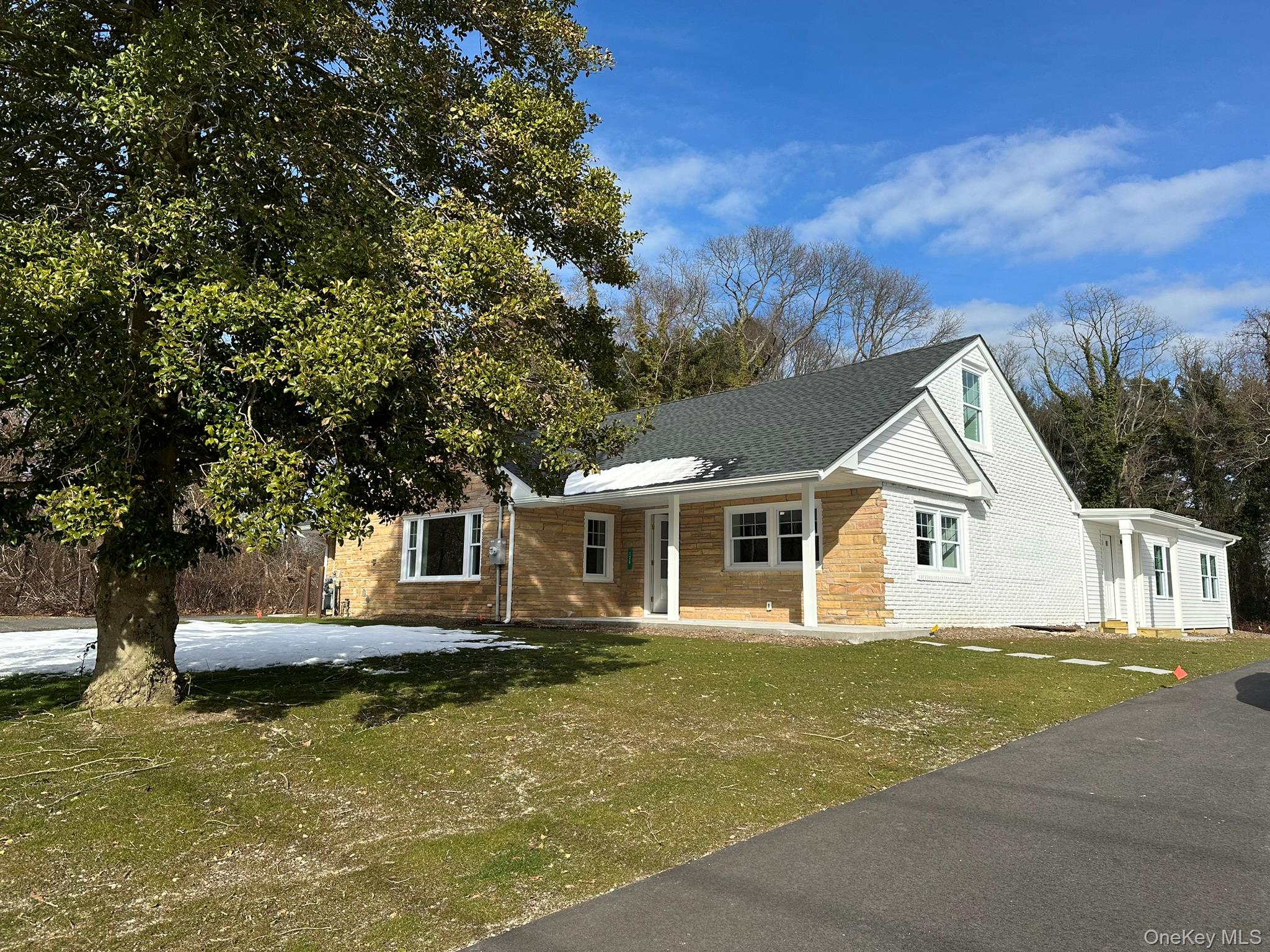 125 W Main Street, Kings Park NY 11754