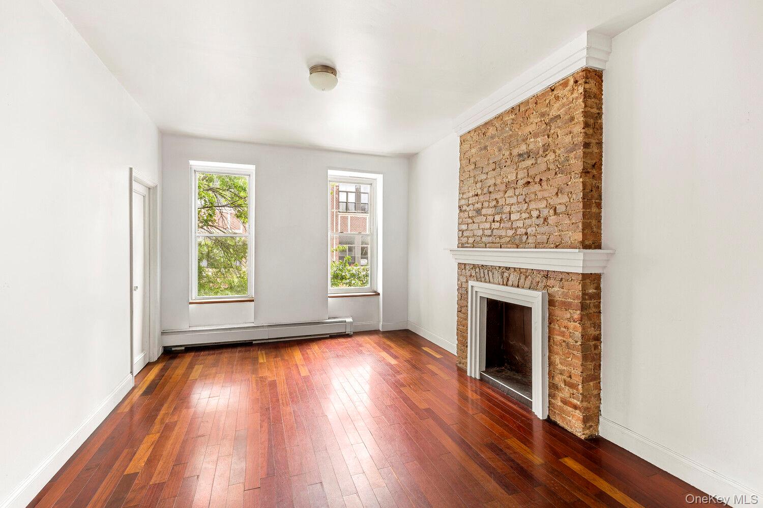 383 KOSCIUSZKO Street, Brooklyn NY 11221