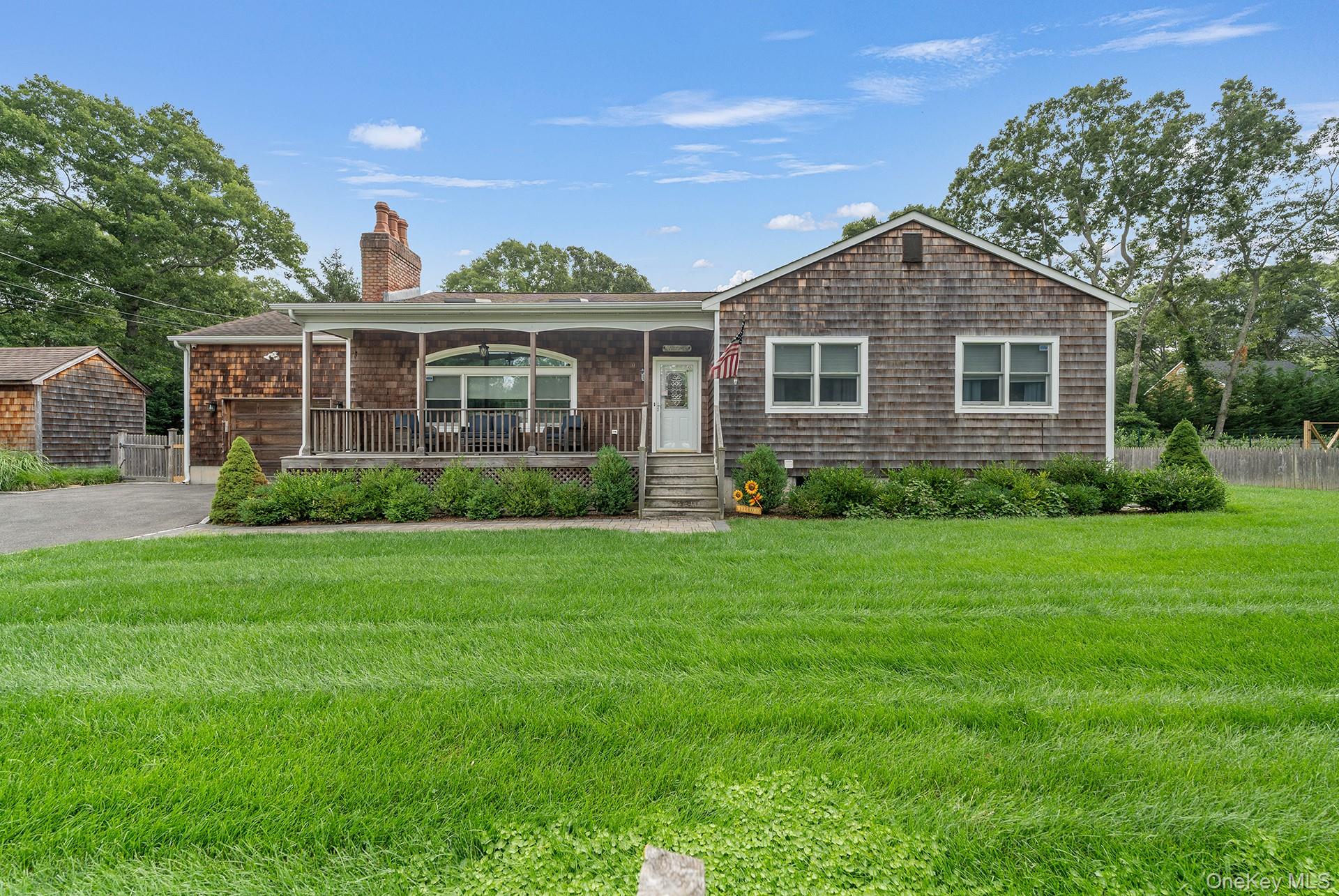 10 7th Street, East Hampton NY 11937
