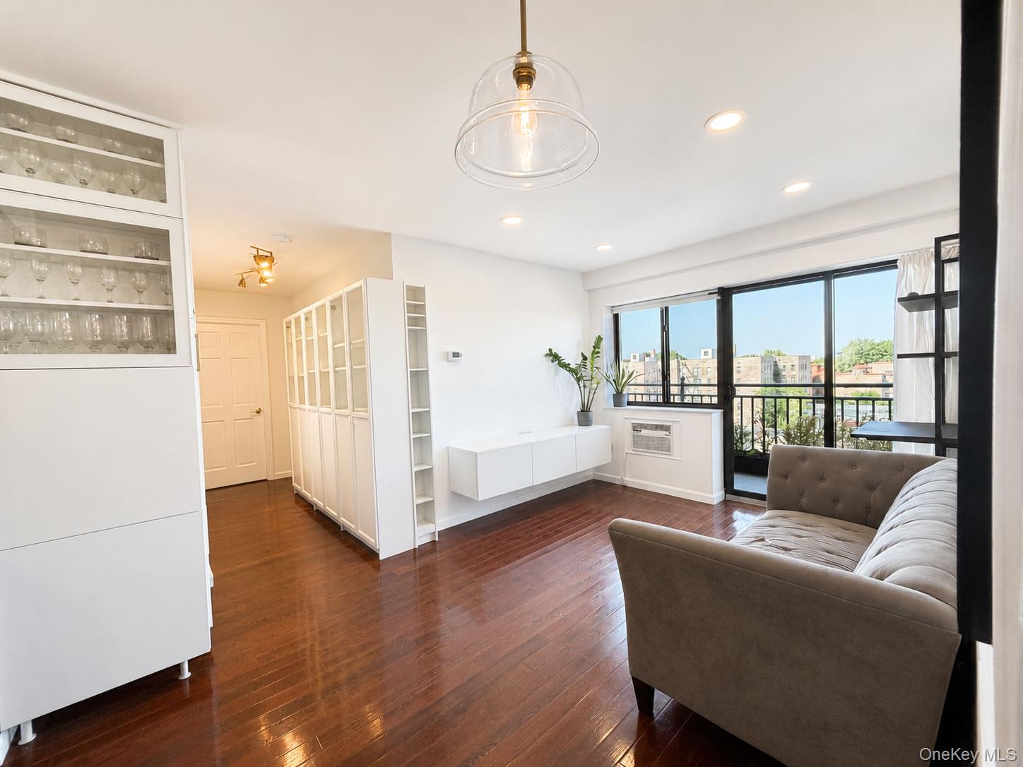 3749 81st Street Unit 7D, Jackson Heights NY 11372