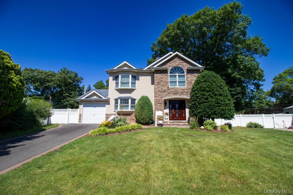 5 Hickory Lane, Roslyn Heights NY 11577