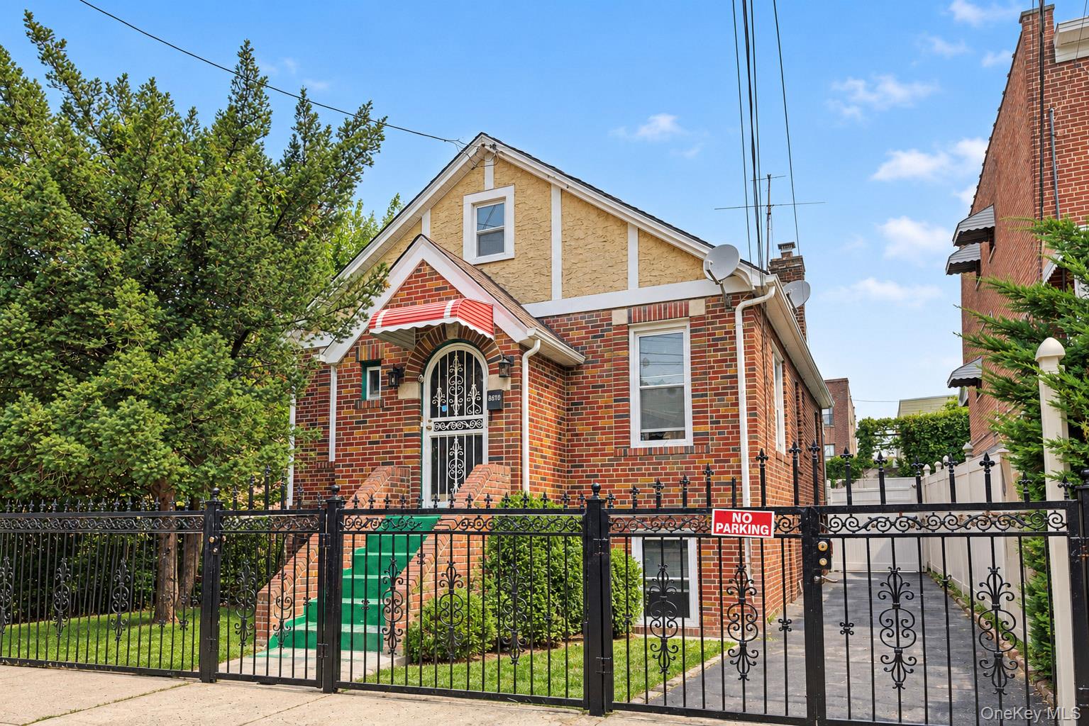 953 E 226th Street, Bronx NY 10466