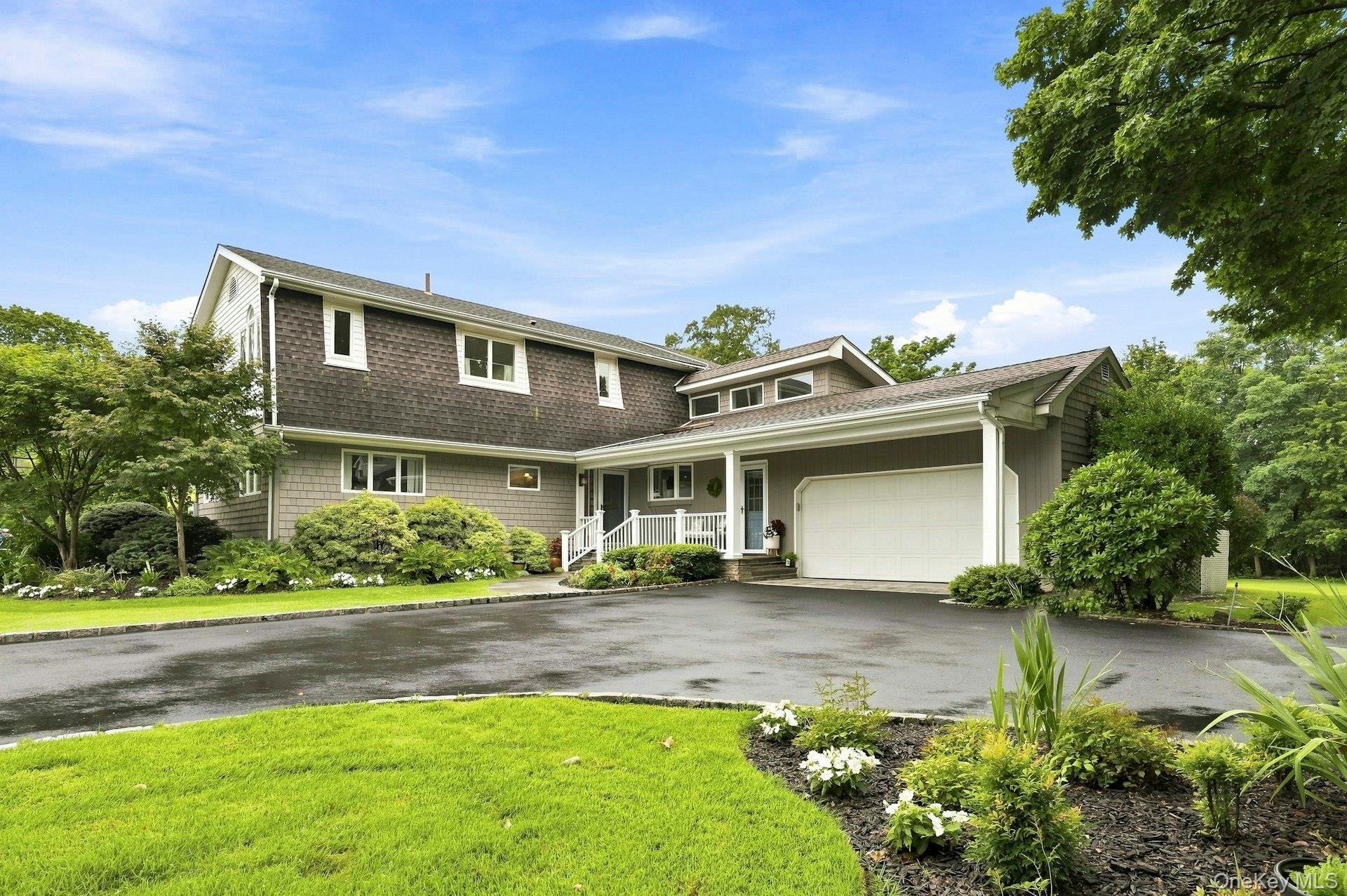 16 Brittany Court, Northport NY 11768