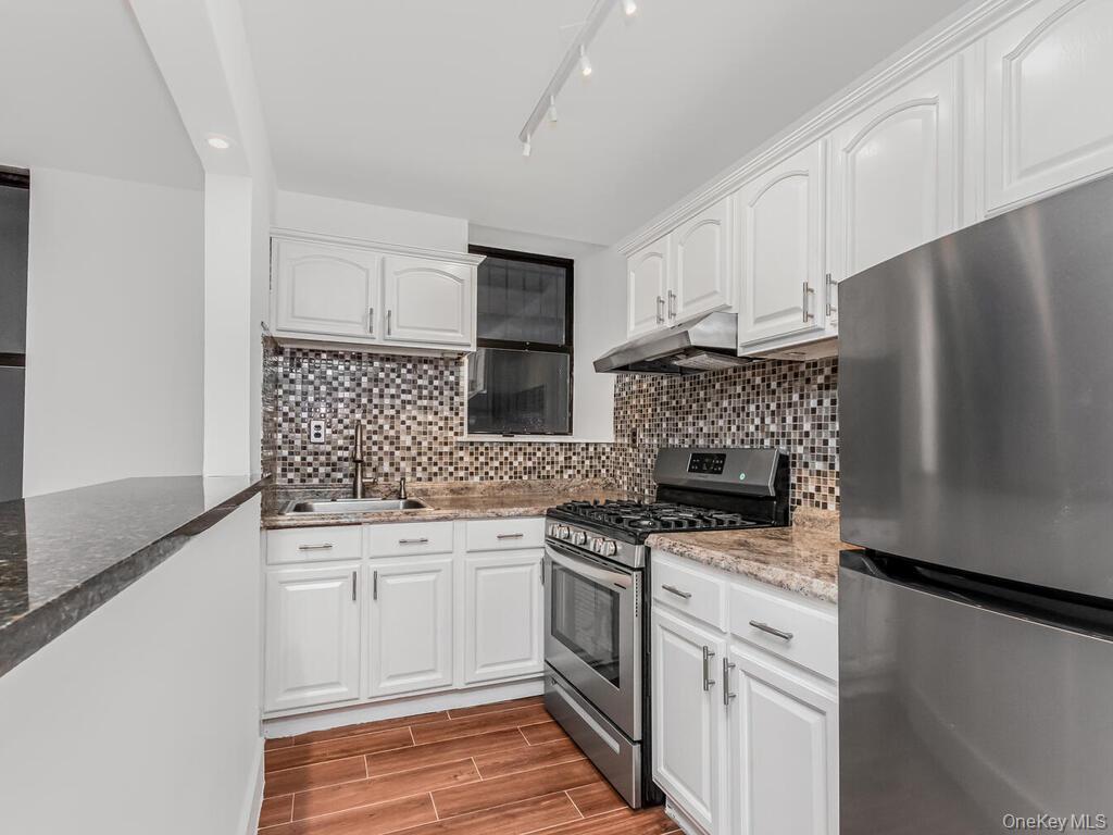 581 Academy Street Unit GLE, Manhattan NY 10034