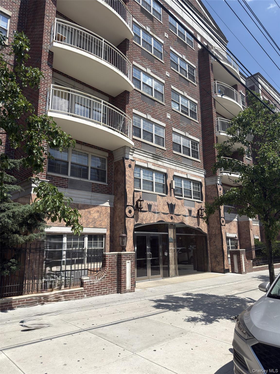 38-11 108th Street Unit 3H, Corona NY 11368