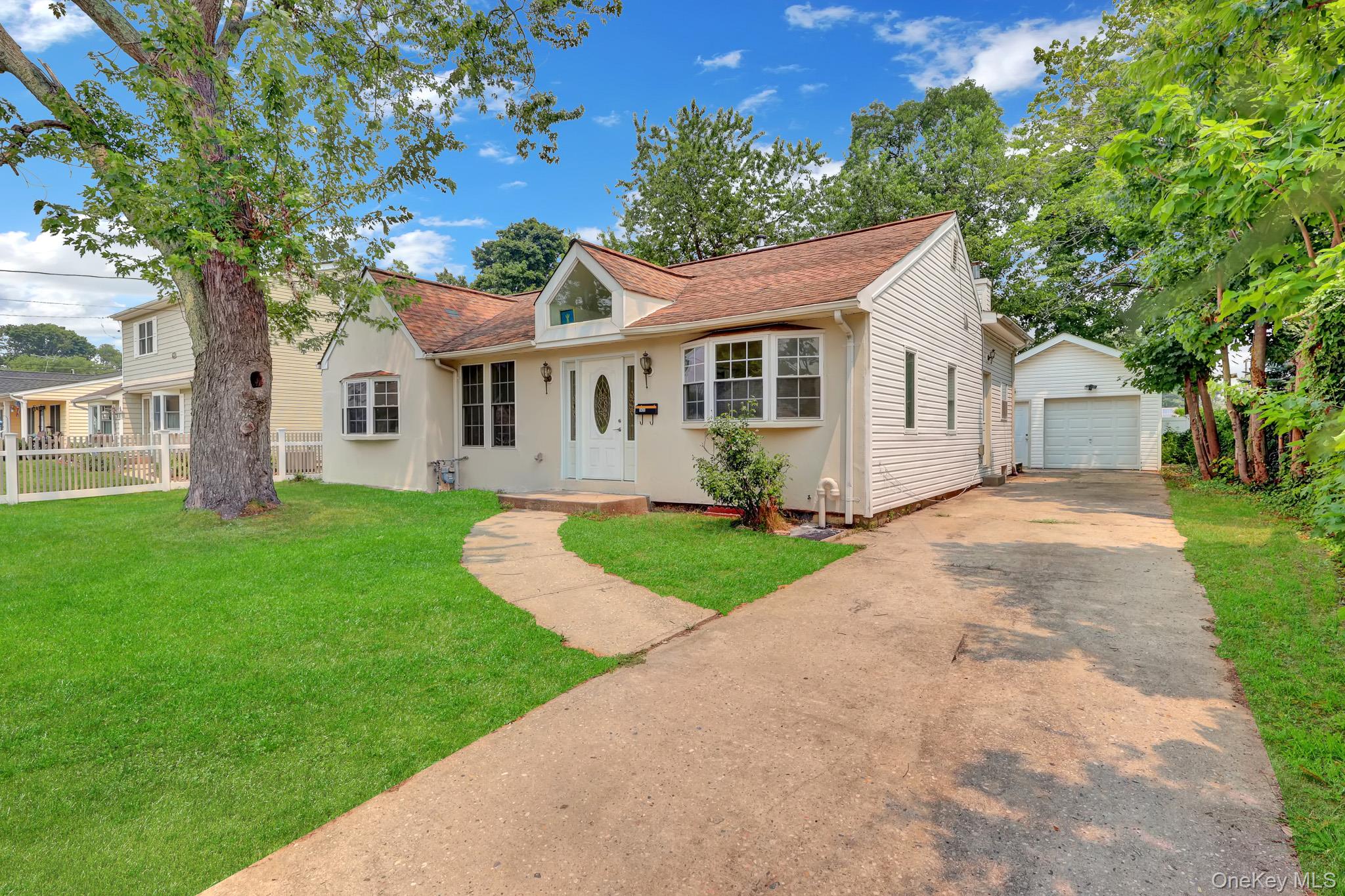 1431 Brooklyn Boulevard, Bay Shore NY 11706