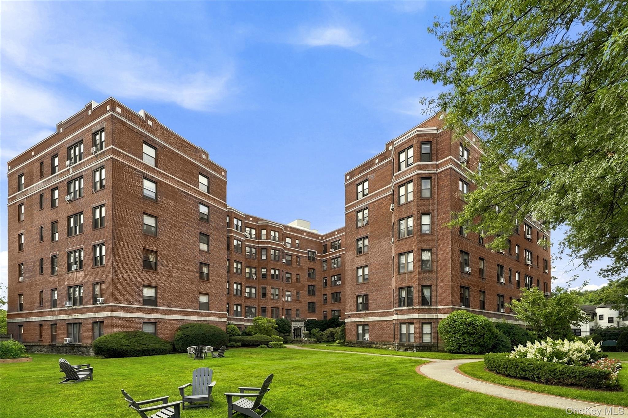 11 Alden Road Unit 5L, Larchmont NY 10538