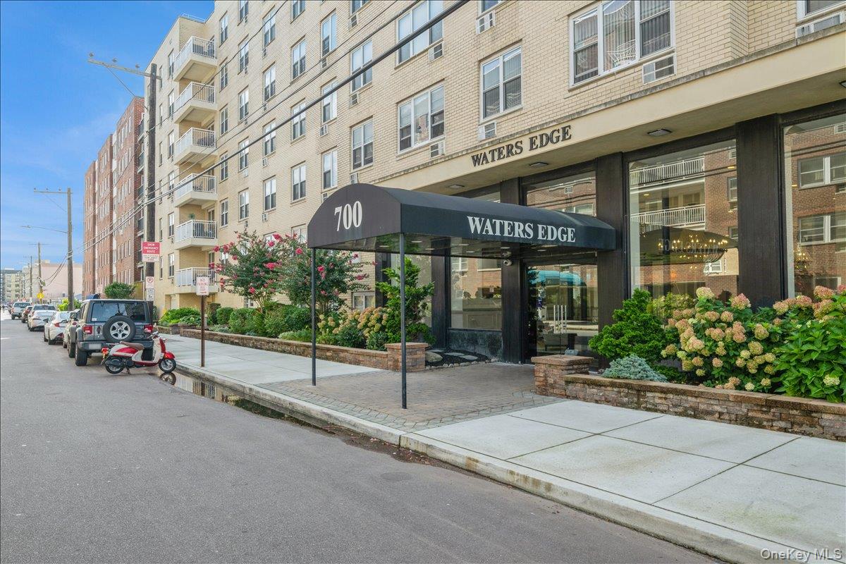 700 Shore Road Unit 7P, Long Beach NY 11561