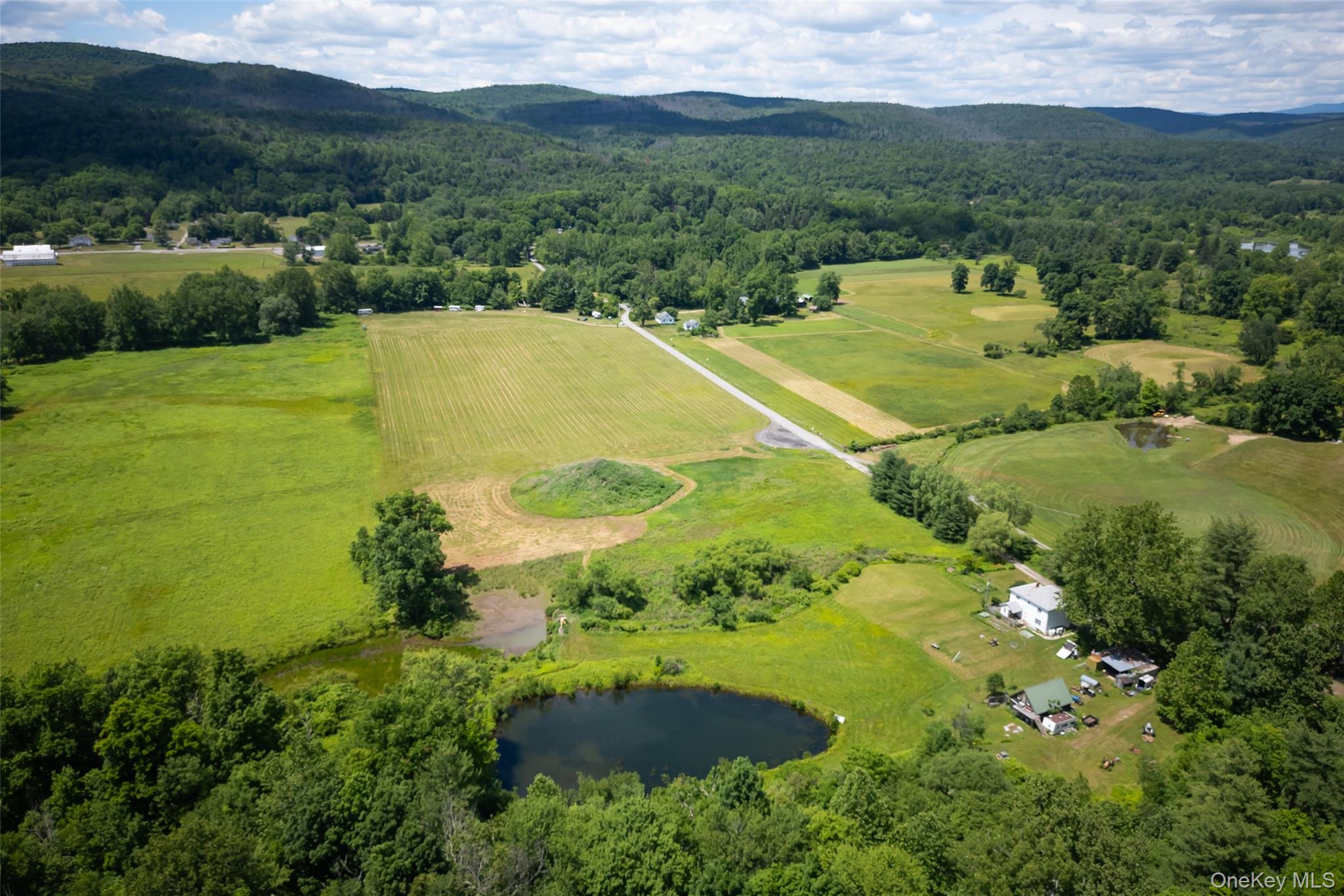 80 Hang Glider Road, Ellenville NY 12428