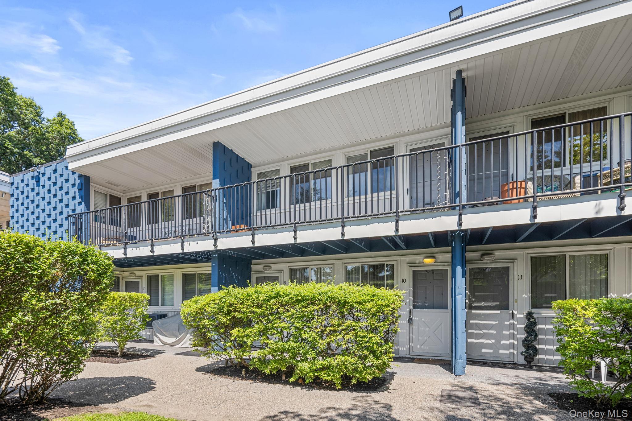 1 Wyndover Woods Lane Unit 10, White Plains NY 10603