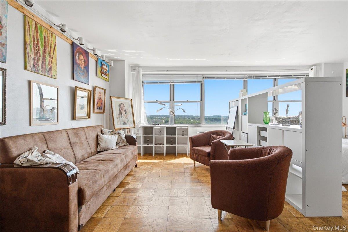 70-25 Yellowstone Boulevard Unit 16R, Forest Hills NY 11375