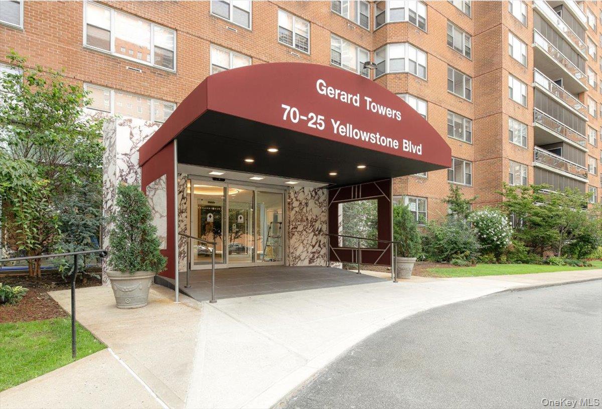 70-25 Yellowstone Boulevard Unit 4B, Forest Hills NY 11375