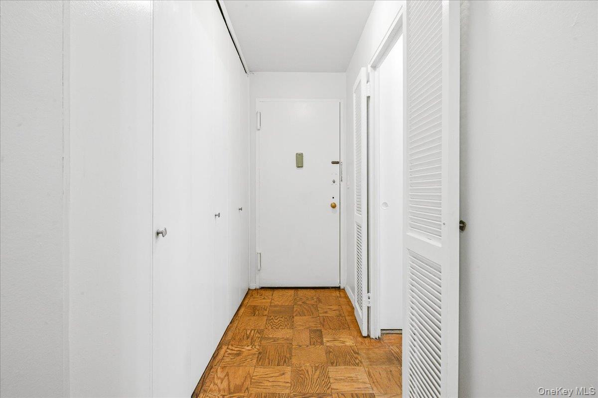 70-25 Yellowstone Boulevard Unit 4B, Forest Hills NY 11375