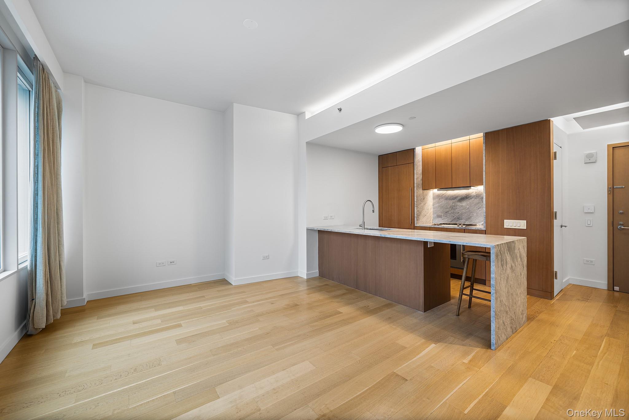 611 W 56th Street Unit 6F, Manhattan NY 10019