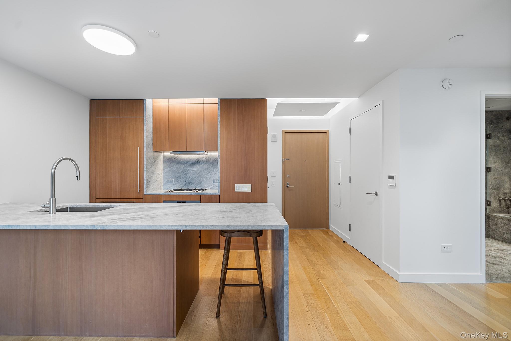 611 W 56th Street Unit 6F, Manhattan NY 10019