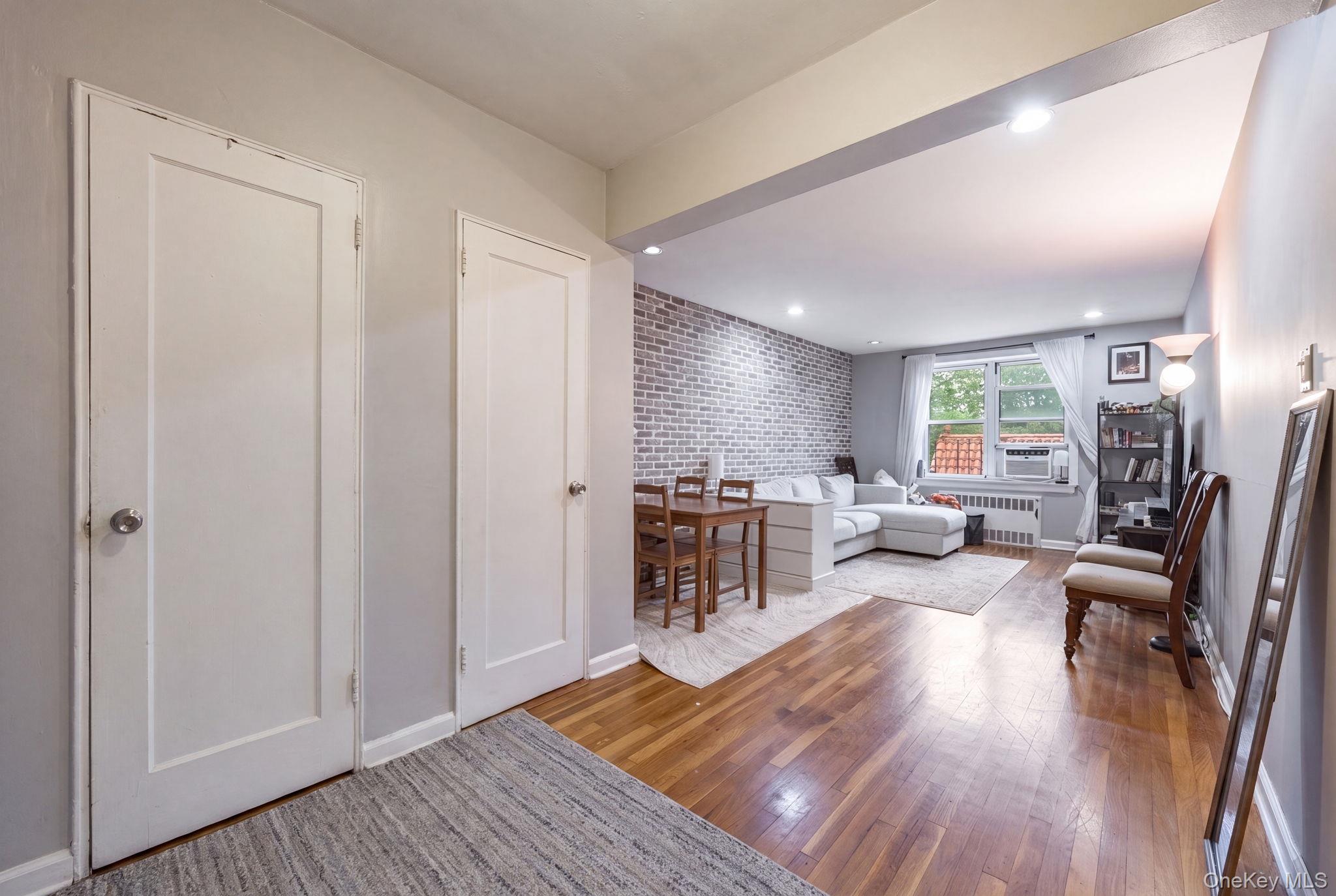 182-25 Wexford Terrace Unit 410, Jamaica Estates NY 11432