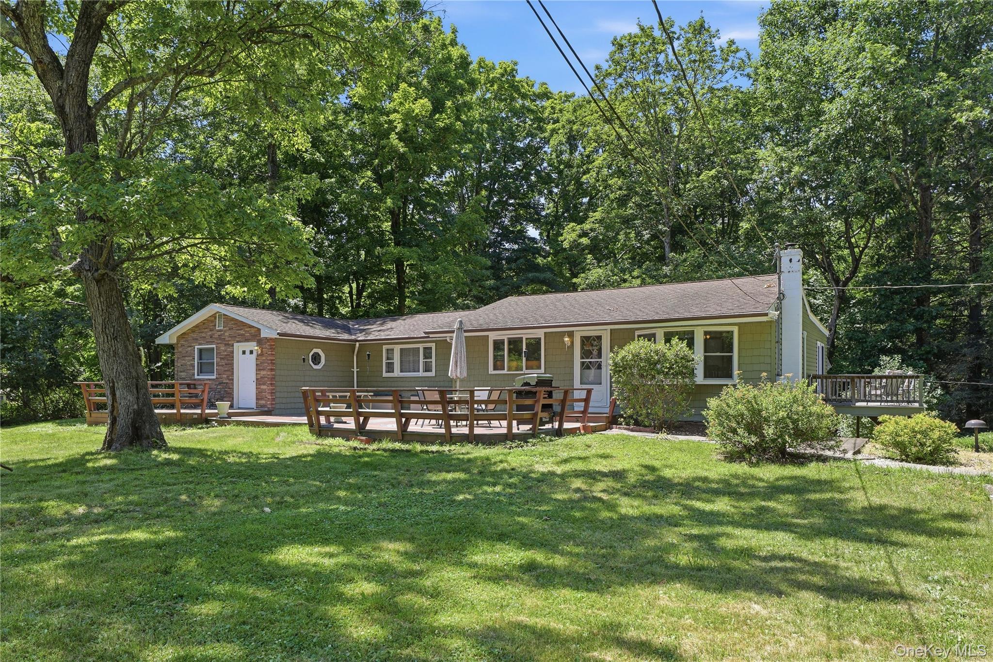23 Leggett Road, Chatham NY 12075