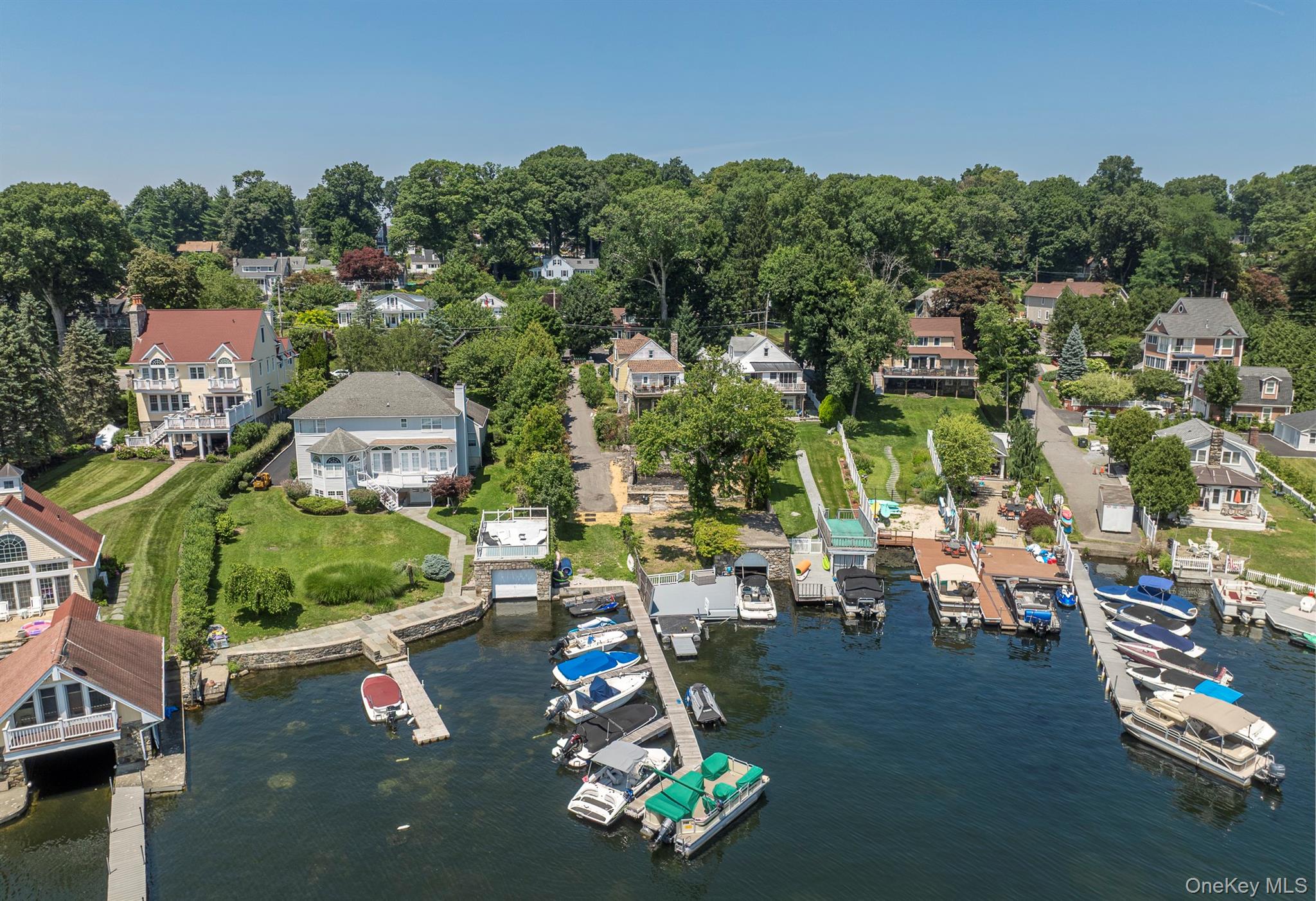 68 W Lake Boulevard, Mahopac NY 10541