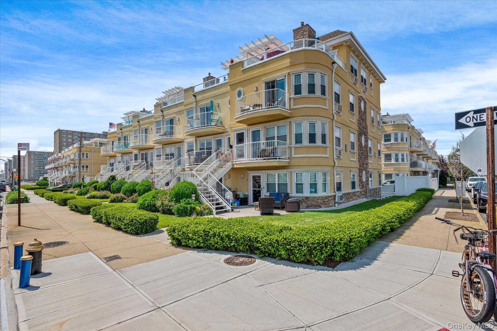10004 Shore Front Parkway Unit 22B, Rockaway Park NY 11694