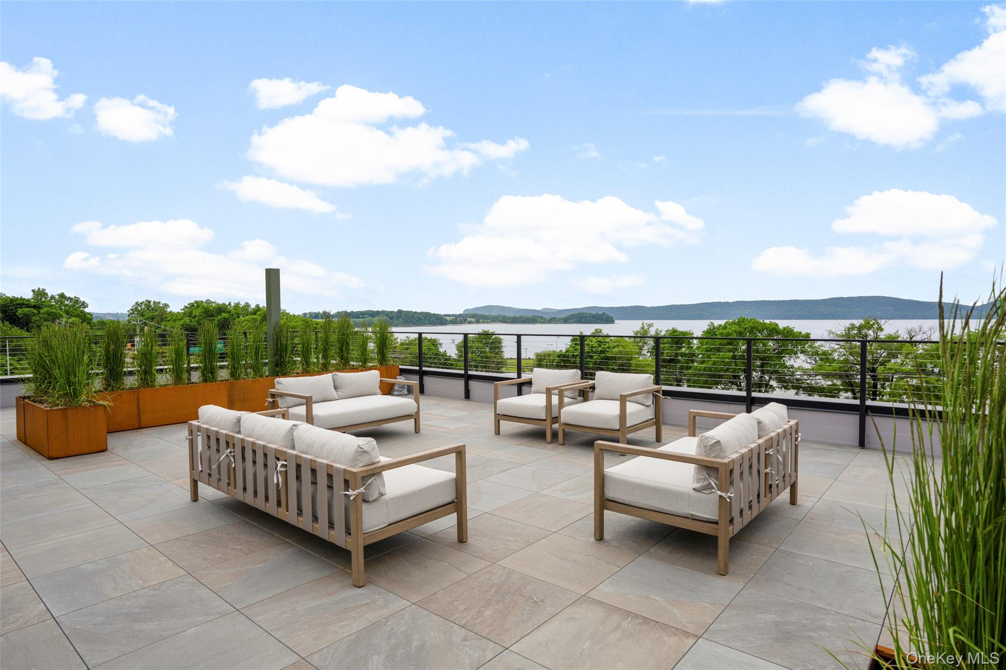 25 S Riverside Avenue Unit 305, Croton-on-Hudson NY 10520