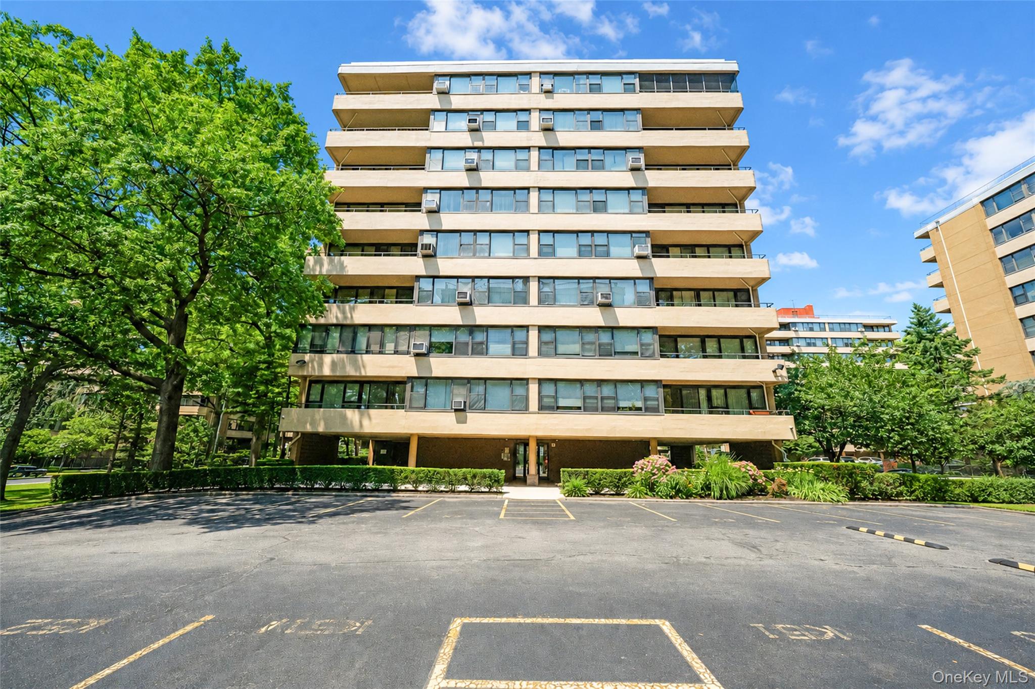 162-31 9th Avenue Unit 7D, Whitestone NY 11357