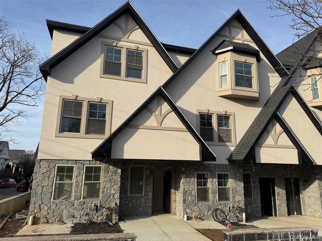 65 W 2nd Street Unit 5, Mount Vernon NY 10550