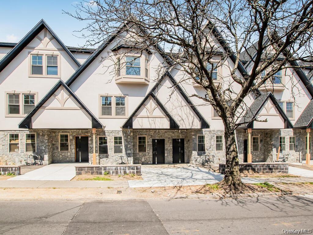 65 W 2nd Street Unit 8, Mount Vernon NY 10550