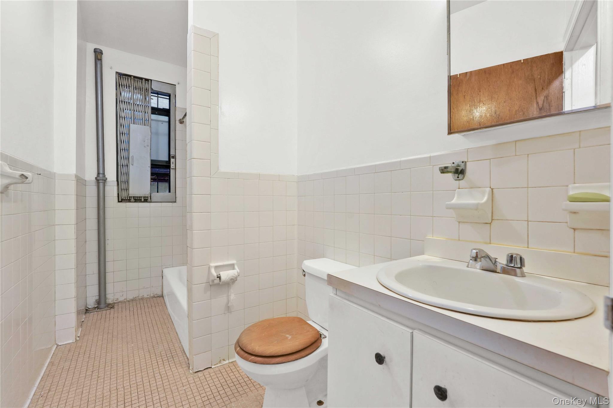 92 Saint Nicholas Avenue Unit 6H, Manhattan NY 10026