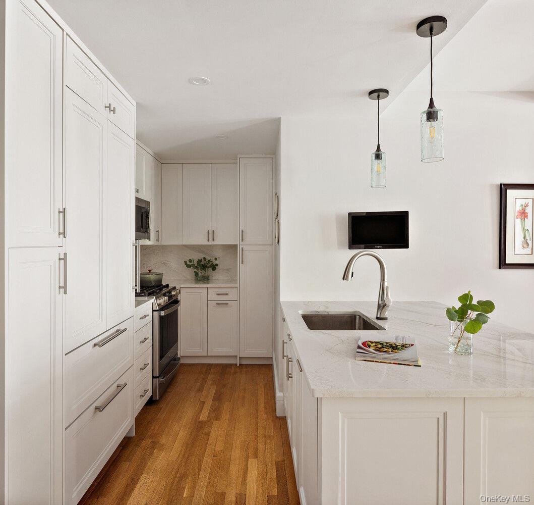 27 W 72ND Street Unit 205, Manhattan NY 10023