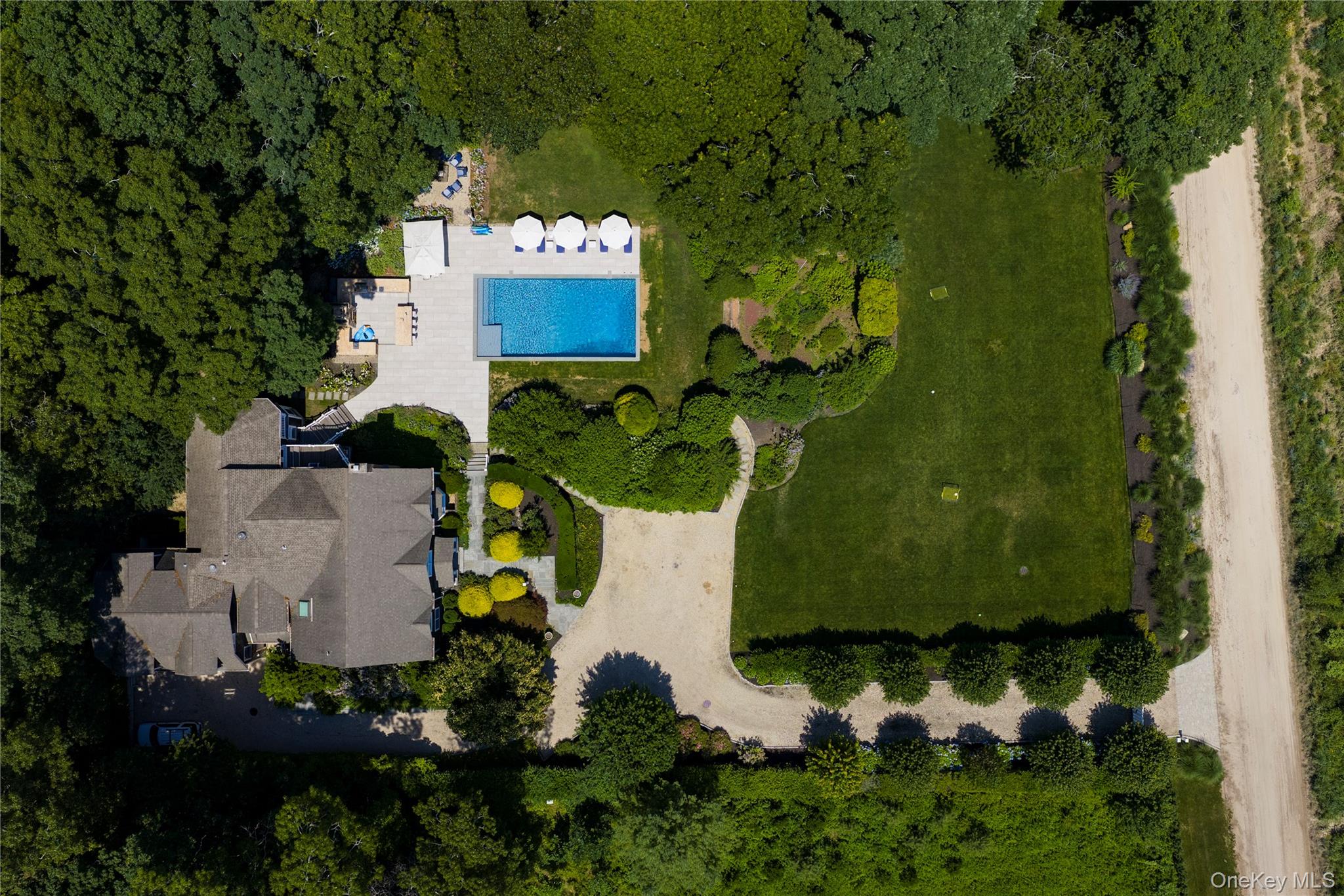 652 Noyack Path, Water Mill NY 11976