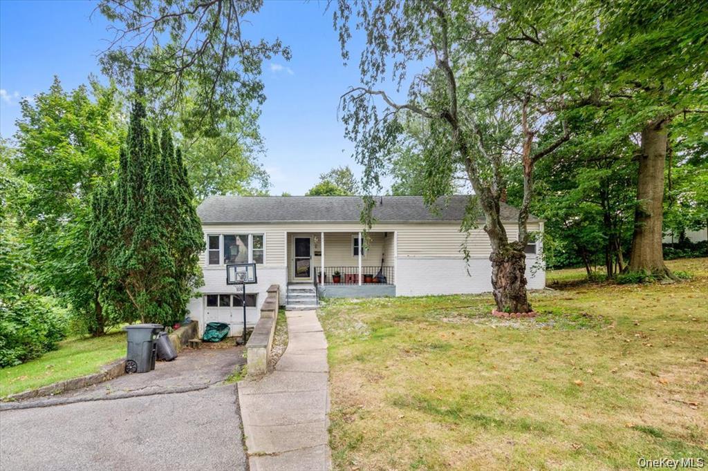 101 Cresthill Road, Yonkers NY 10710
