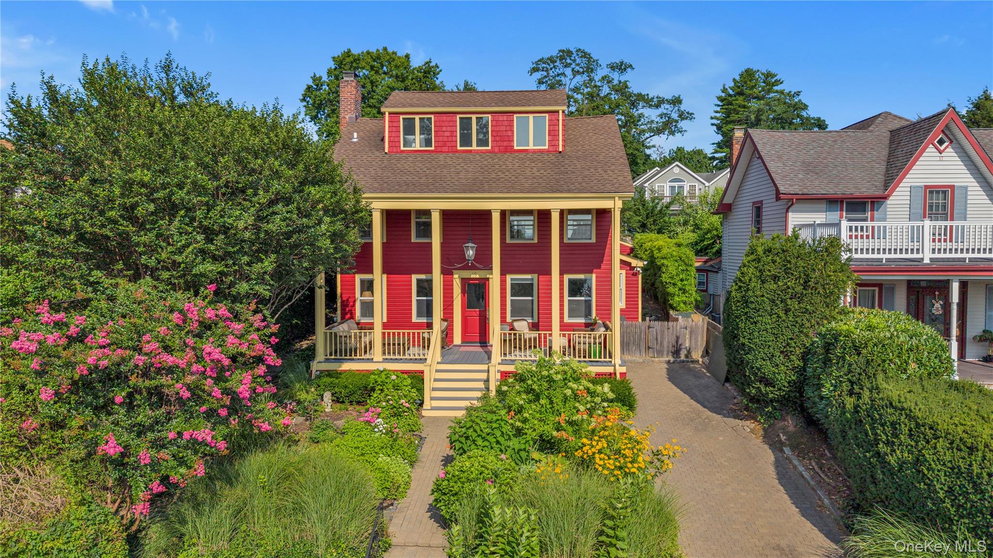 15 Jackson Street, Port Washington NY 11050