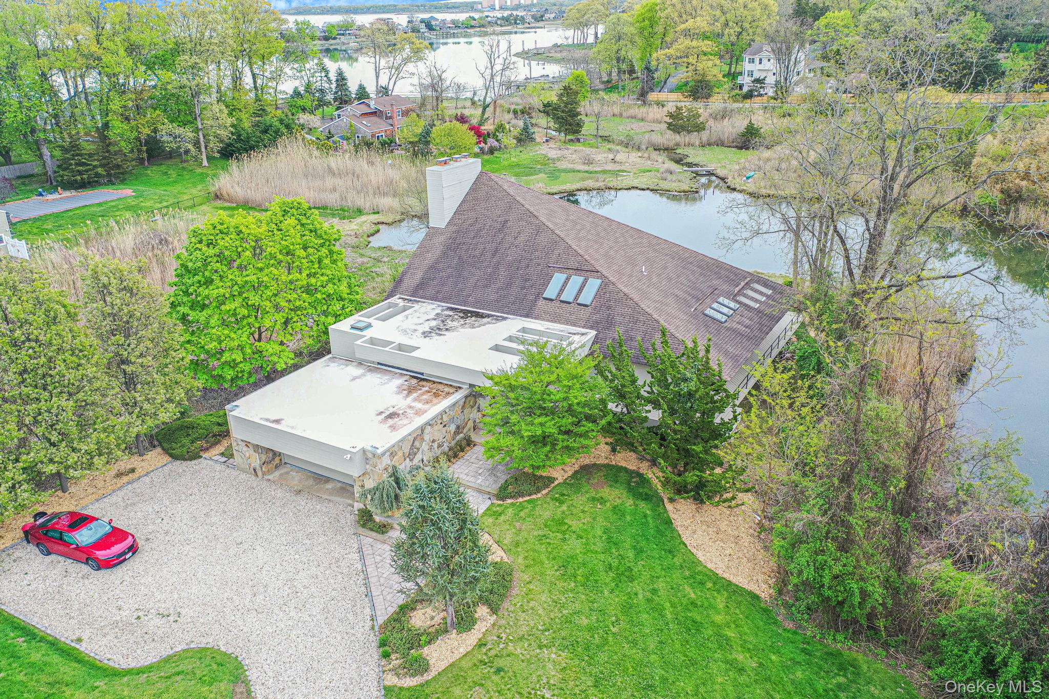 5 Kew Court, Northport NY 11768