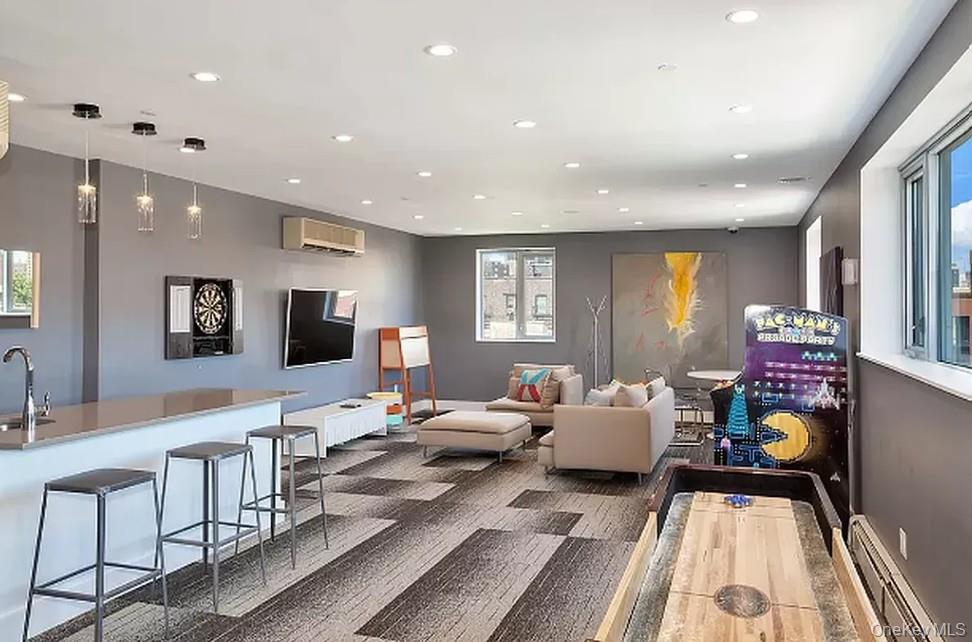 1810 3rd Avenue Unit 8C, Manhattan NY 10029