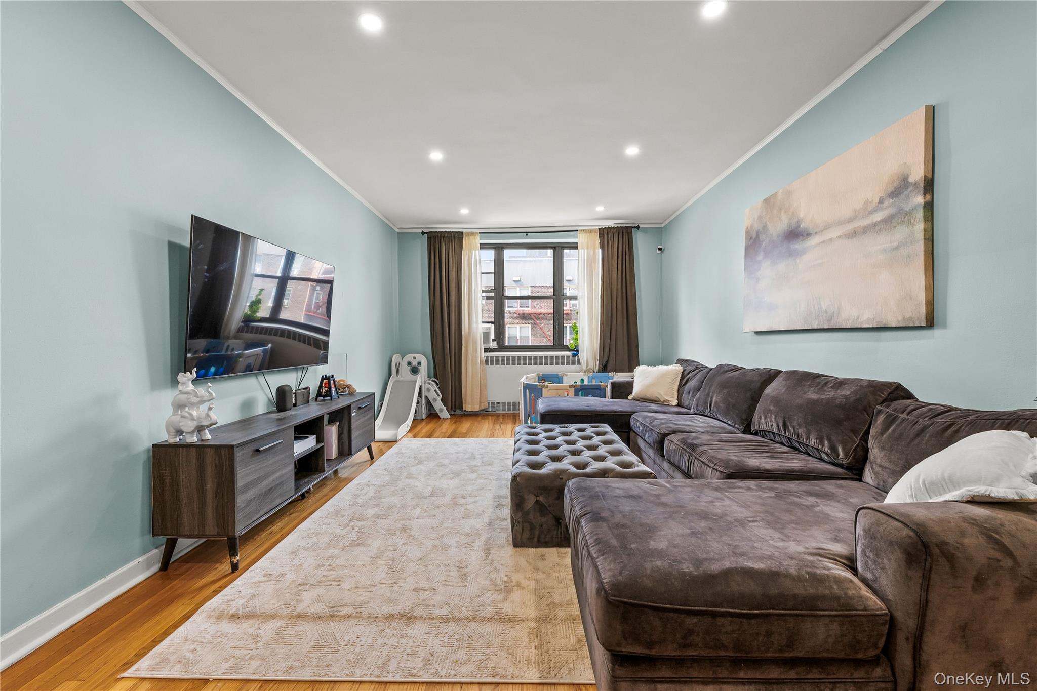 67-35 Yellowstone Boulevard Unit 6A, Forest Hills NY 11375