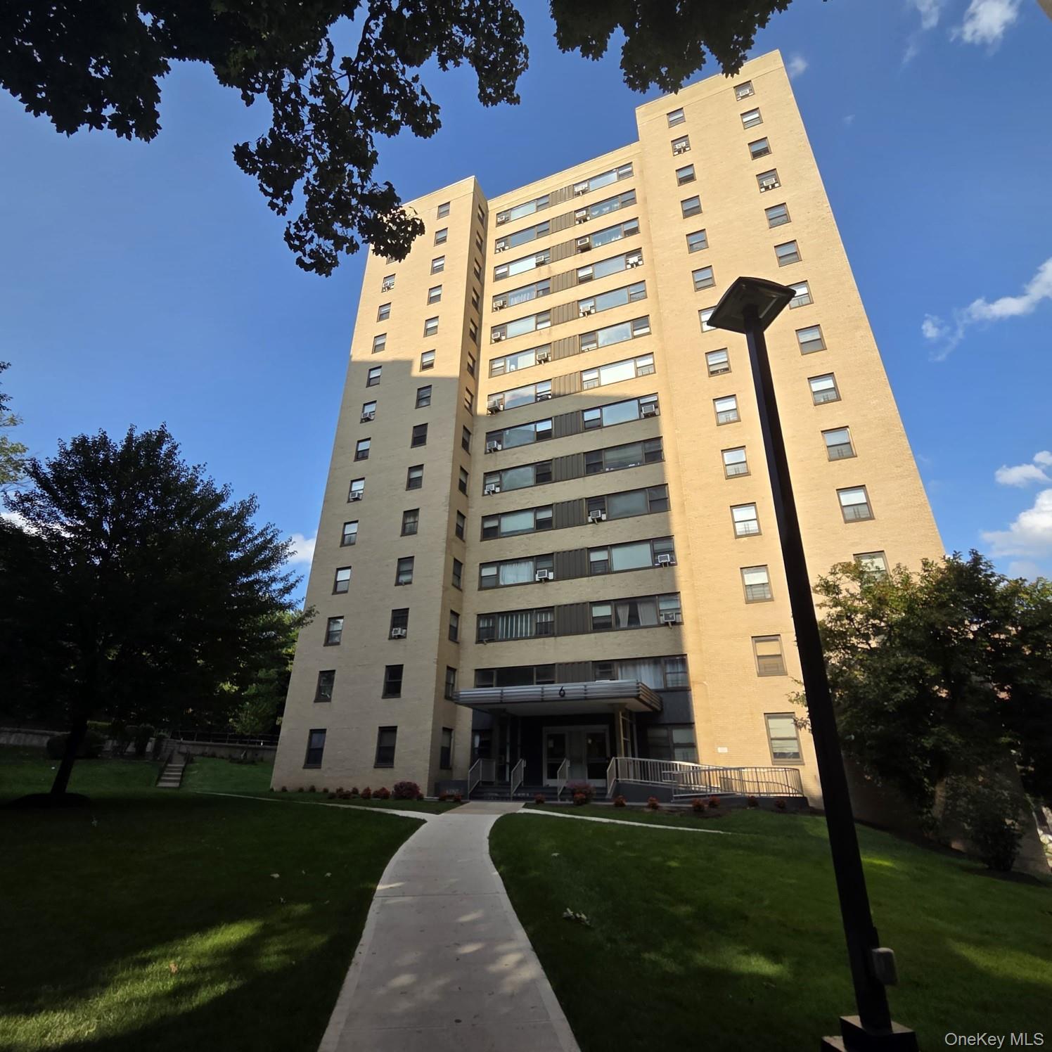 6 Fordham Hill Oval Unit 8H, Bronx NY 10468