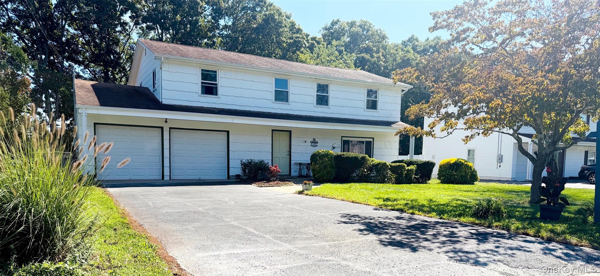 38 Appel Drive E, Shirley NY 11967