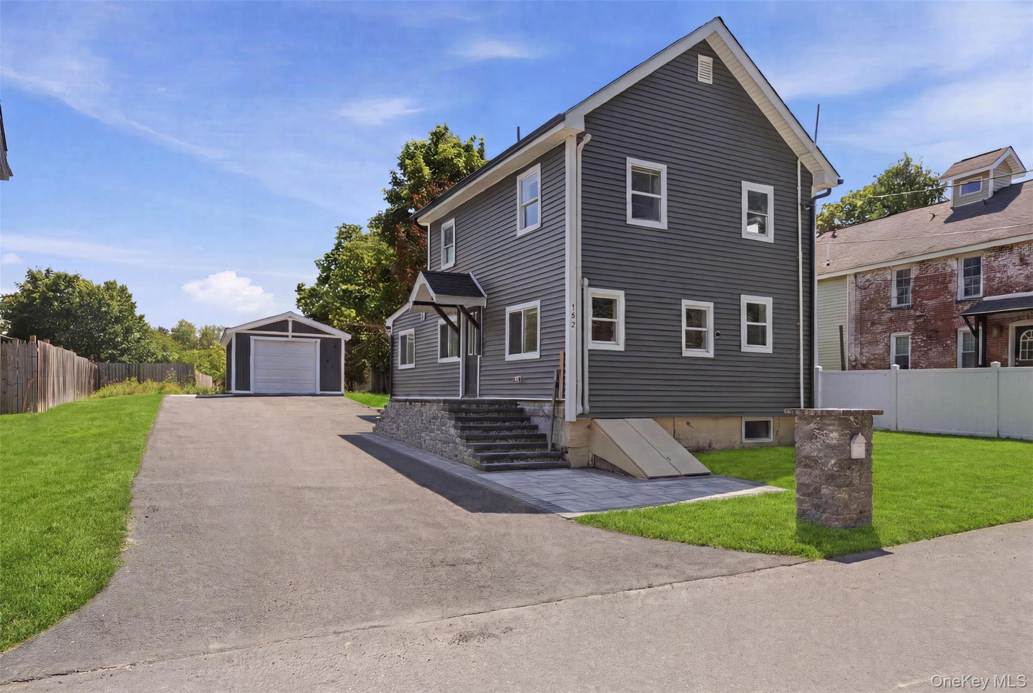 142 Railroad Avenue, Kingston NY 12401