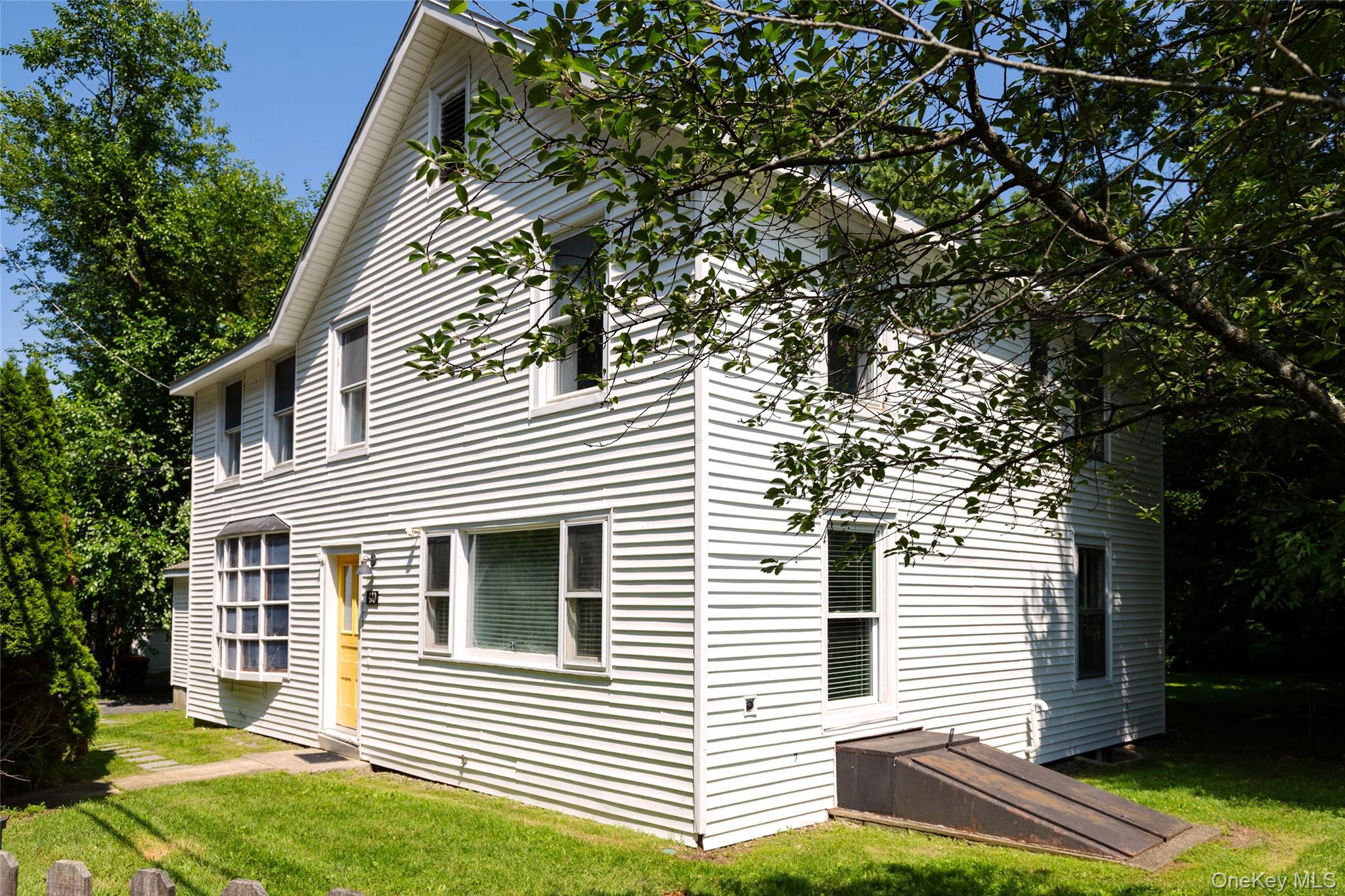 420 Rhinecliff Road, Rhinebeck NY 12572