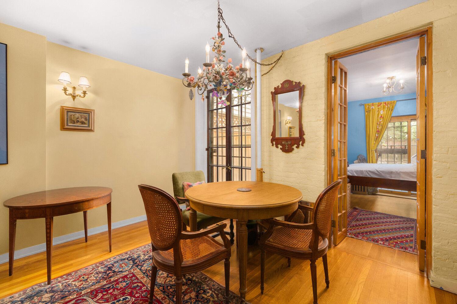 306 W 90TH Street Unit 1, Manhattan NY 10024