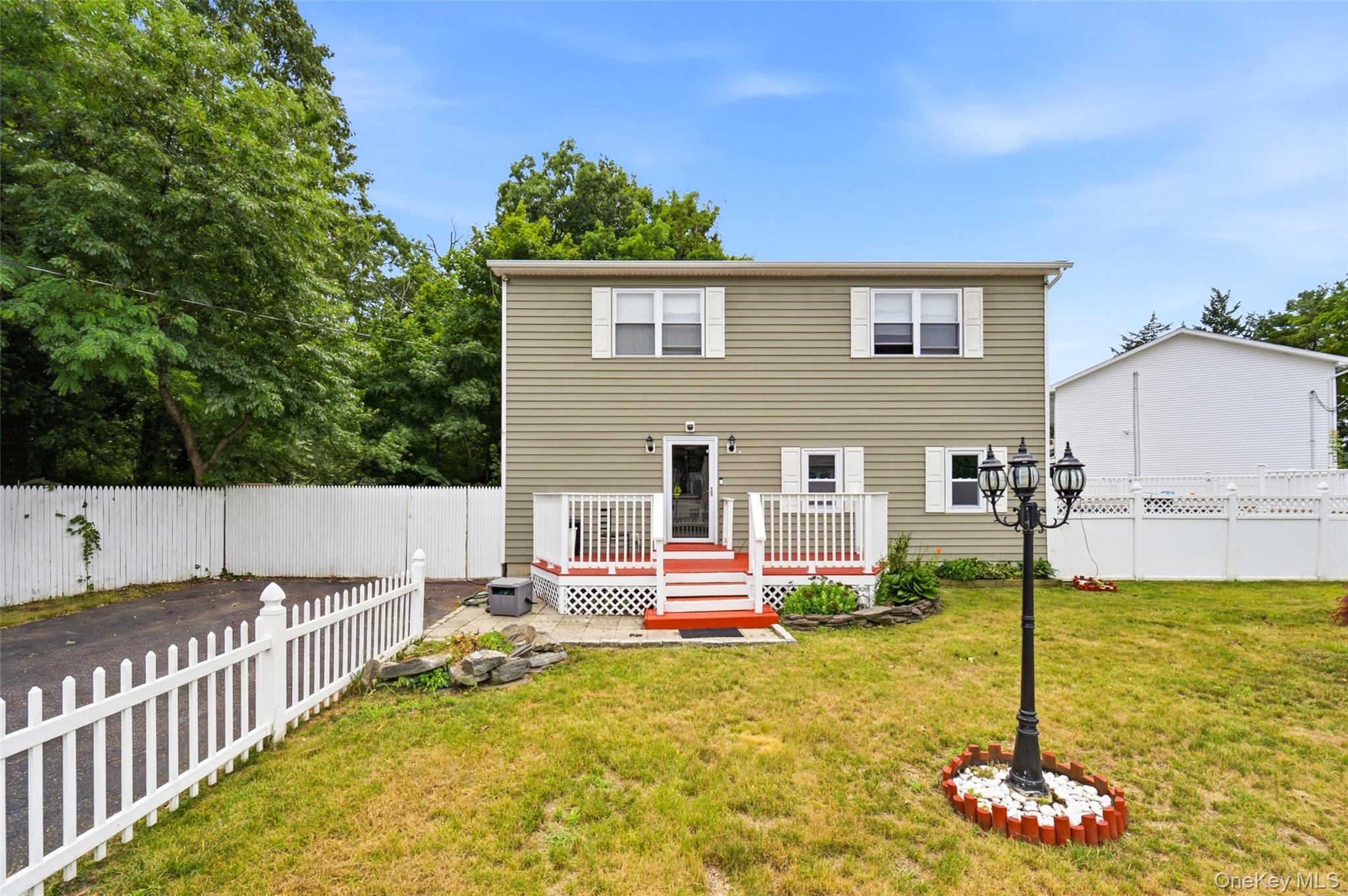 14 Nevada Road, West Babylon NY 11704