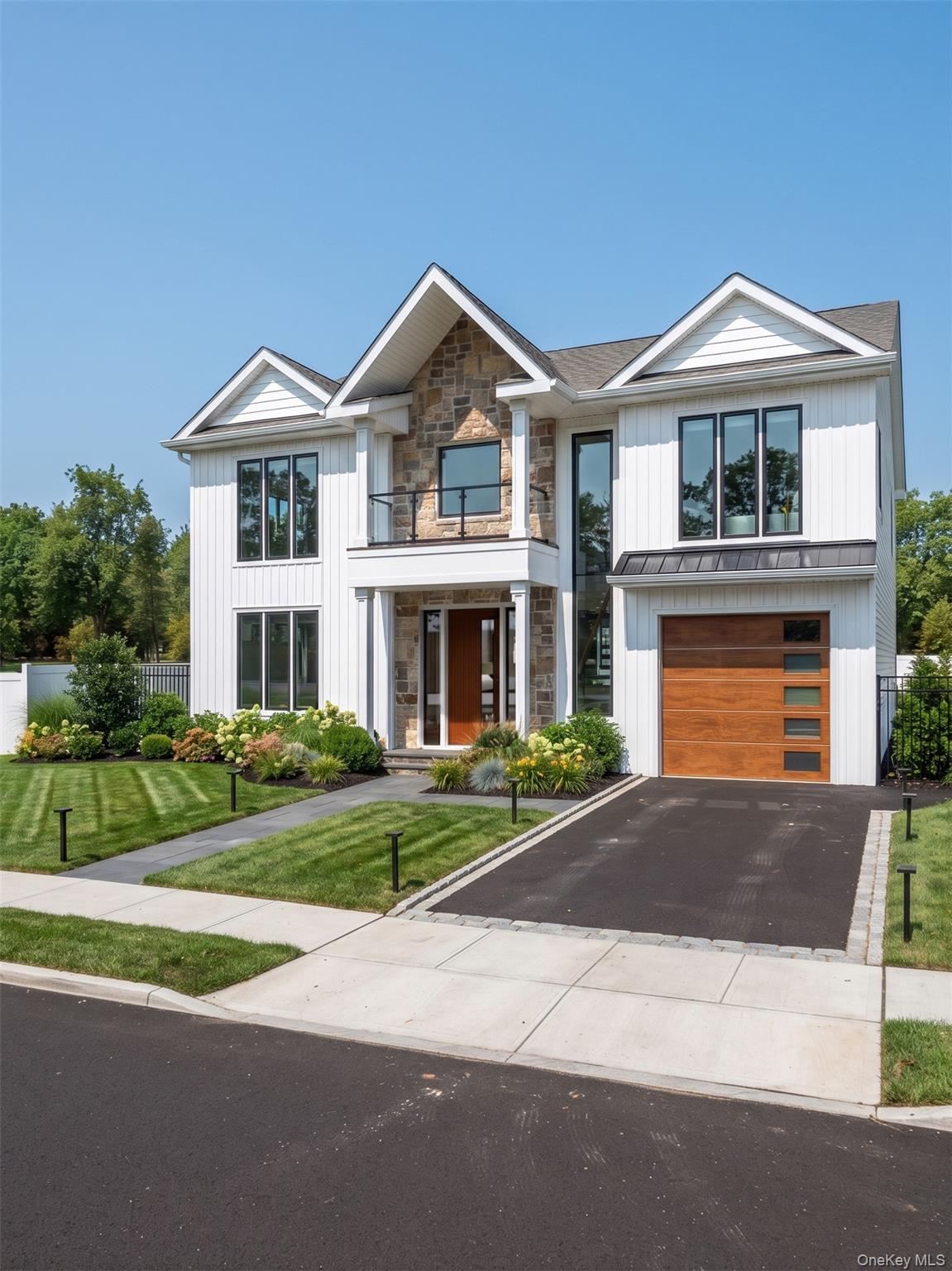 50 Cliff Lane, Levittown NY 11756