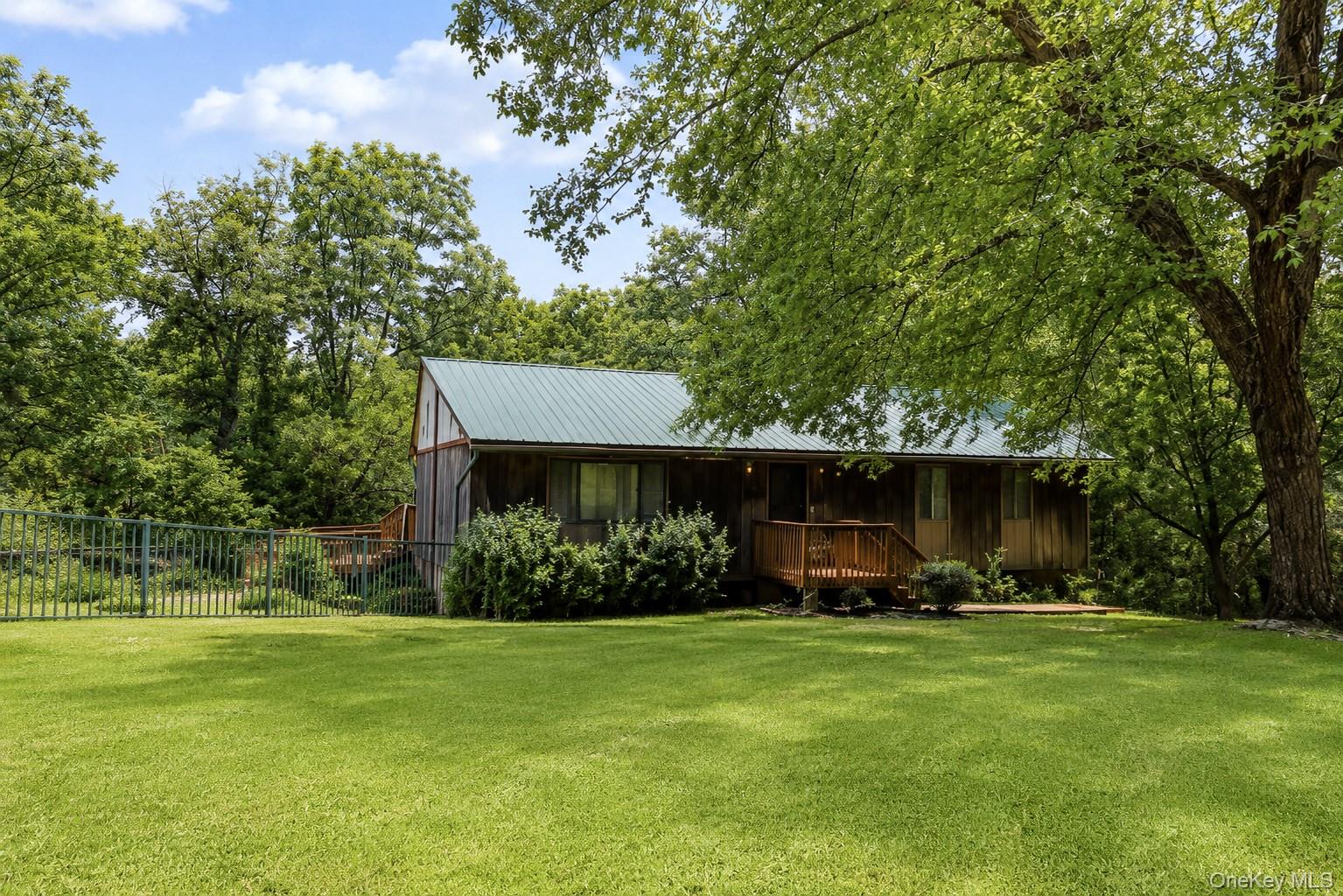 28 Sunrise Terrace, Bloomingburg NY 12721