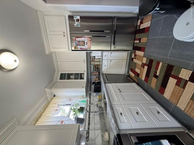 131-03 233 St Road Unit upper, Rosedale NY 11422