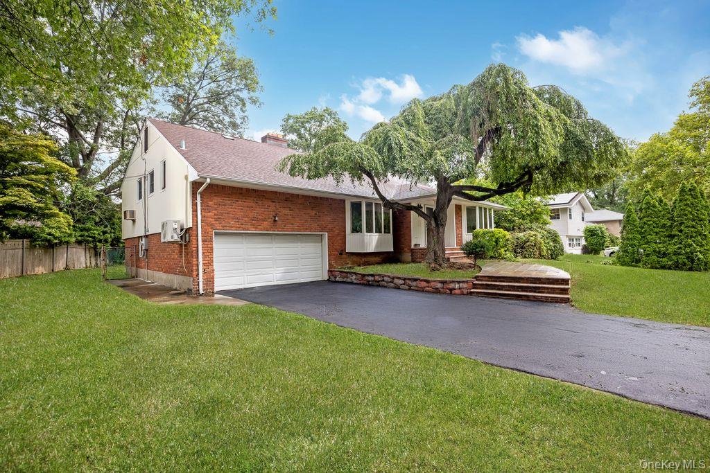 6 Village Drive, Jericho NY 11753